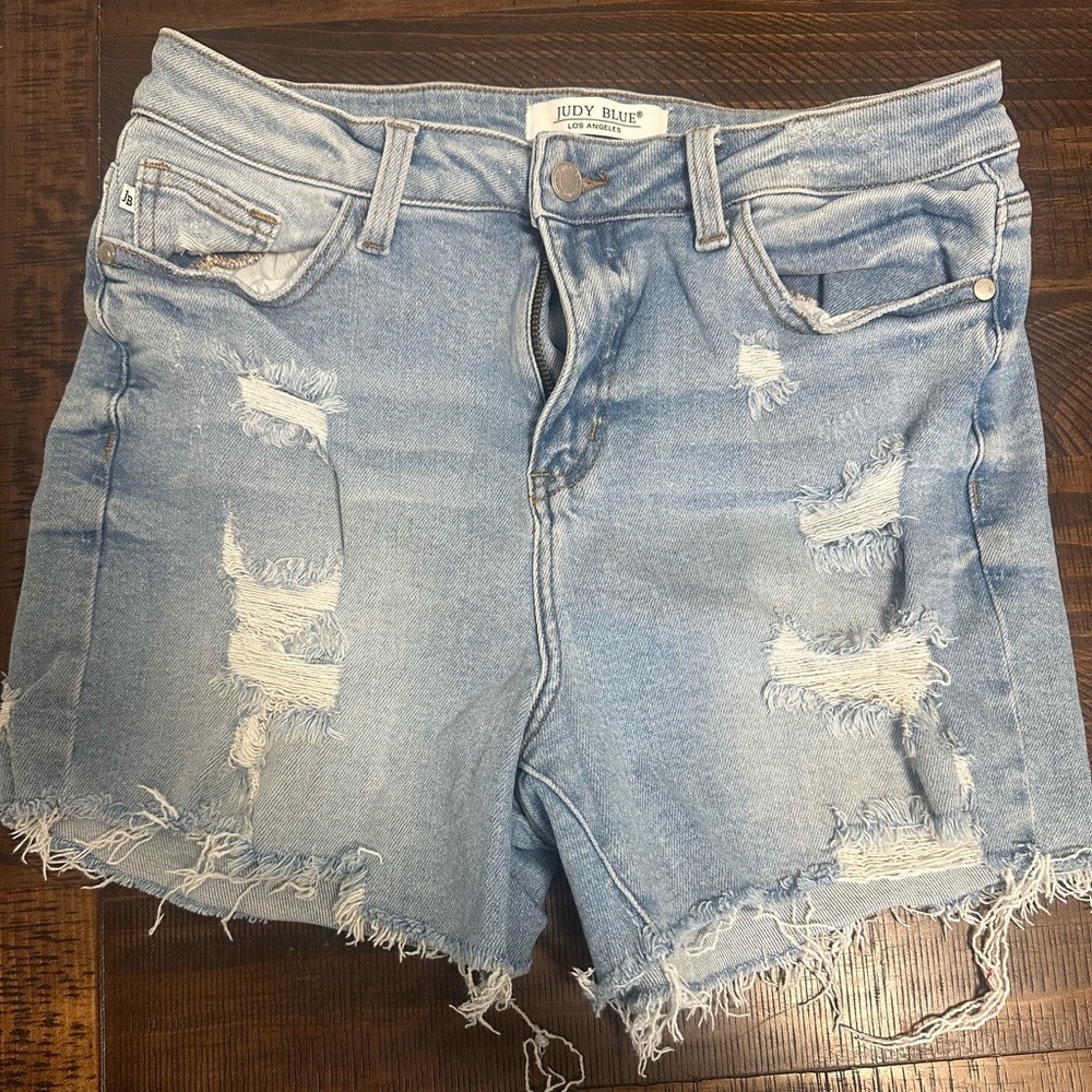 Judy Blue distressed shorts